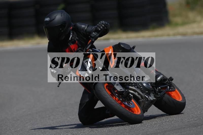 Archiv-2023/28 05.06.2023 Moto Club Anneau du Rhin/blanc-novice/7
